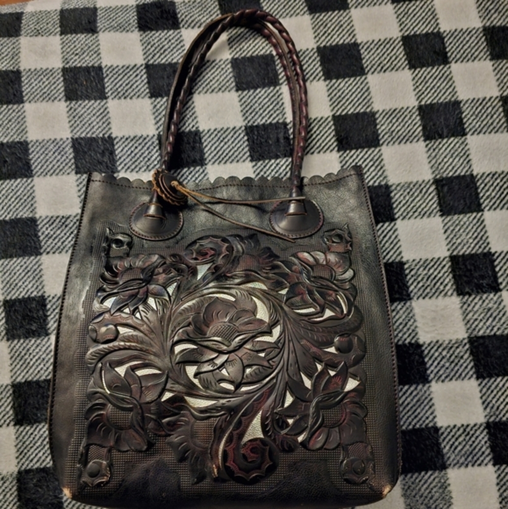 Patricia Nash bag